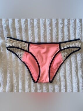 Victoria’s Secret bikini bottoms